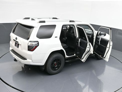 Used 2023 Toyota 4Runner SR5 Premium image 41