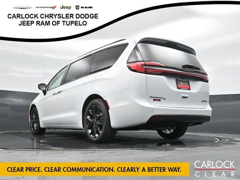 New 2026 Chrysler Pacifica Limited image 65