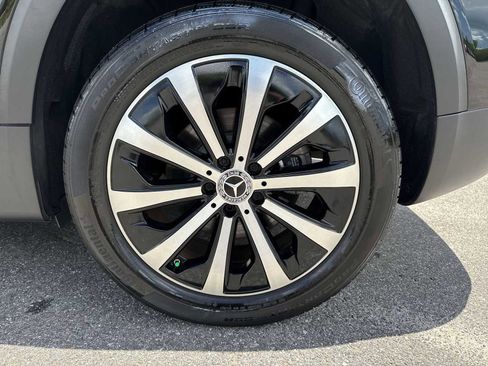 Used 2022 Mercedes-Benz GLB 250 image 13