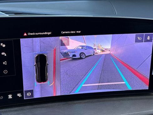 New 2025 Audi Q5 Premium Plus image 17