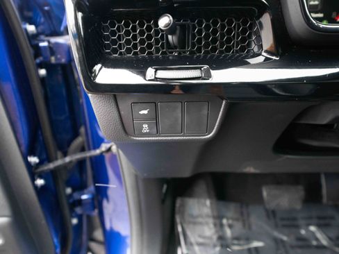 Used 2023 Honda CR-V EX-L image 11