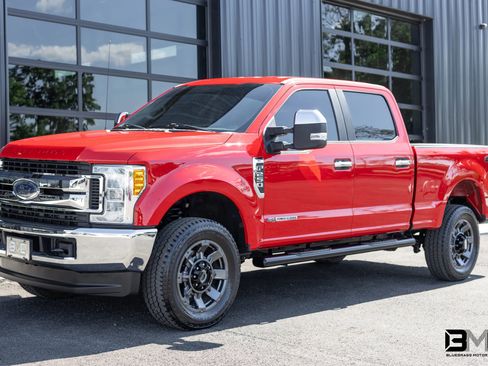 Used 2017 Ford F250 XL AWD/4WD image 2