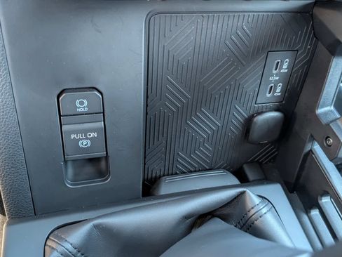 Used 2025 Toyota Tacoma TRD Off-Road image 24