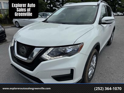 Used 2017 Nissan Rogue SV