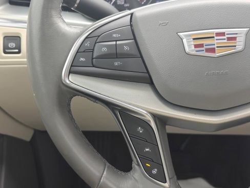 Used 2022 Cadillac XT5 Premium Luxury w/ Technology Package image 29