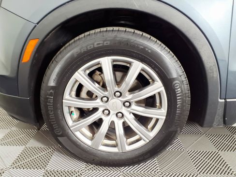 Used 2019 Cadillac XT4 Premium Luxury w/ Cold Weather Package FWD image 7