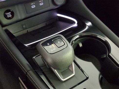 New 2025 Nissan Rogue Platinum w/ Tech Package image 30