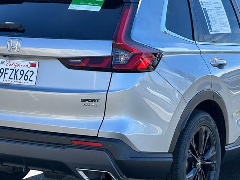 Used 2023 Honda CR-V Sport Touring image 8