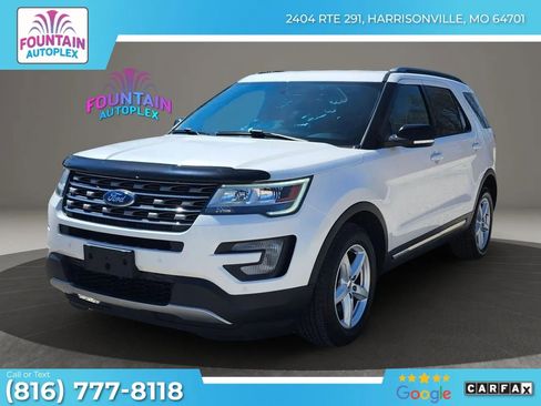 Used 2017 Ford Explorer XLT w/ Equipment Group 202A AWD/4WD image 1