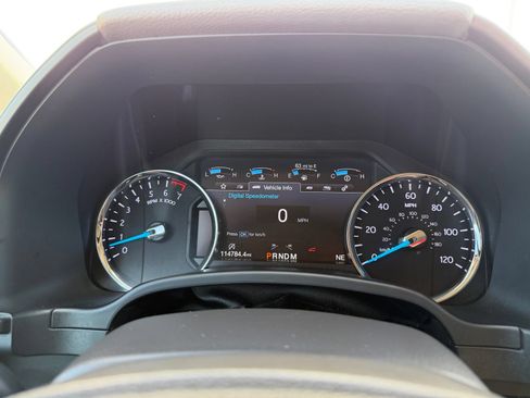Used 2019 Ford Expedition Limited w/ Texas Edition Package RWD image 18