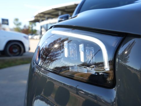 New 2026 Mercedes-Benz GLS 450 4MATIC image 12