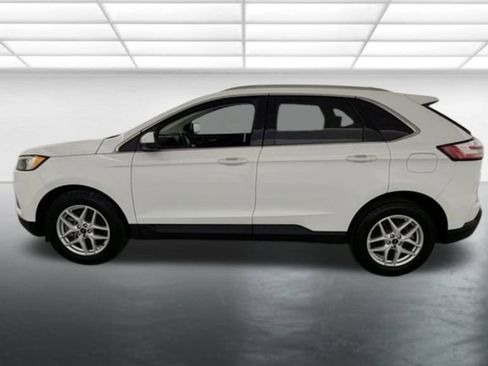 Used 2022 Ford Edge SEL w/ Convenience Package image 4