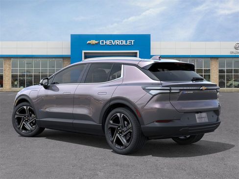 New 2026 Chevrolet Equinox EV LT image 3