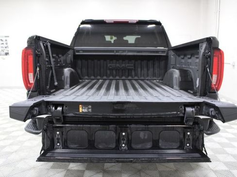 Used 2022 GMC Sierra 1500 SLT w/ SLT Convenience Package AWD/4WD image 14