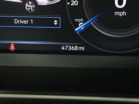 Used 2019 Volkswagen Tiguan SEL image 24