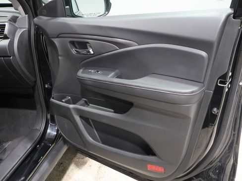 Used 2025 Honda Ridgeline RTL image 24