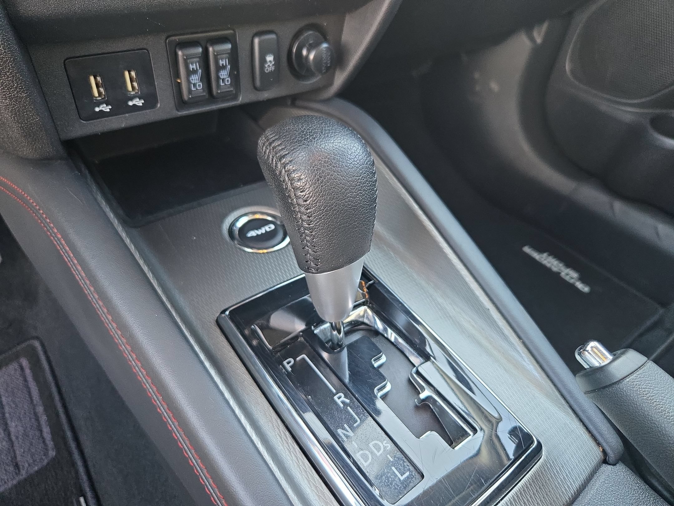 Used 2023 Mitsubishi Outlander Sport SE AWD/4WD image 18