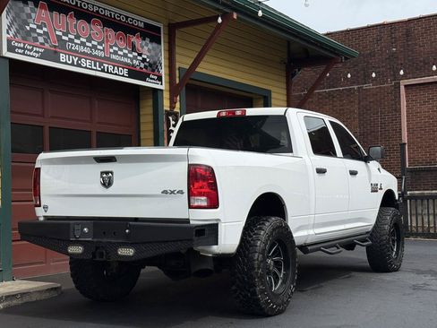 Used 2016 RAM 2500 Tradesman w/ Chrome Appearance Group AWD/4WD image 3