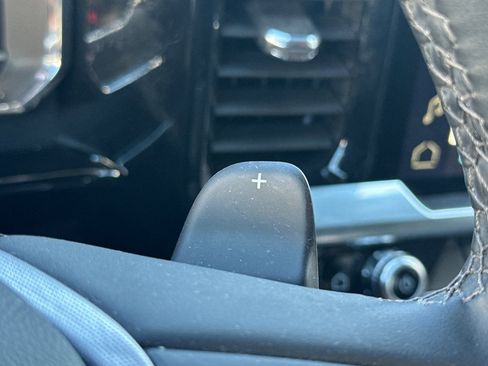 Used 2024 GMC Sierra 1500 Elevation image 39