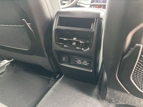 New 2026 Jeep Grand Cherokee Laredo AWD/4WD image 18