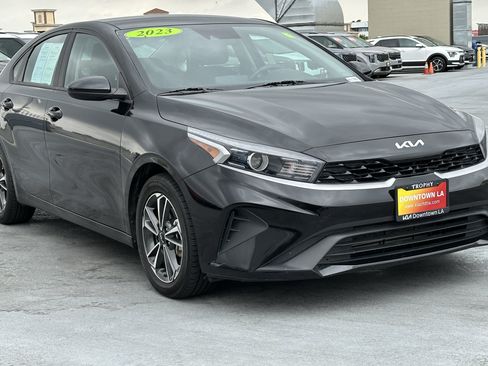 Certified 2023 Kia Forte LXS FWD image 11