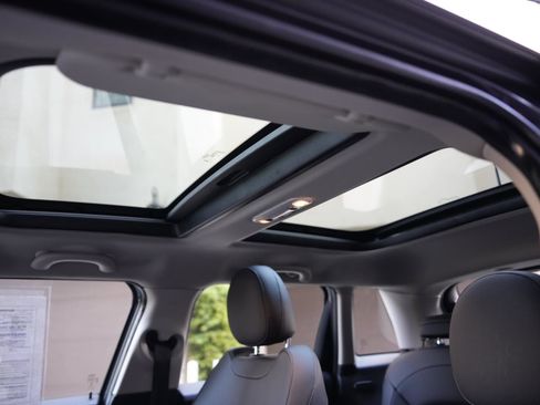 Used 2020 MINI Cooper S image 16