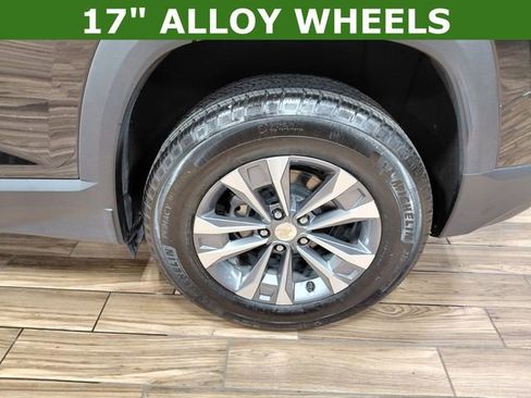 Used 2025 Chevrolet Equinox LT image 10