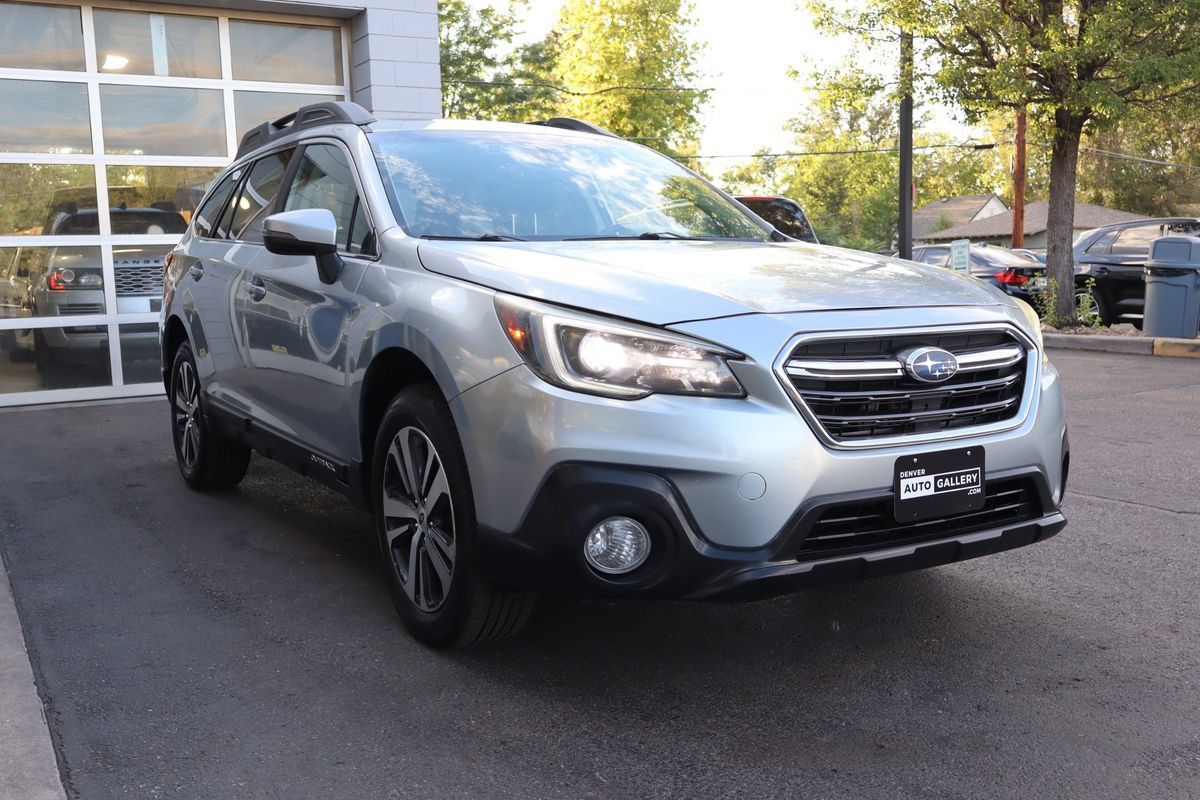 Used 2019 Subaru Outback 2.5i Limited AWD/4WD image 6
