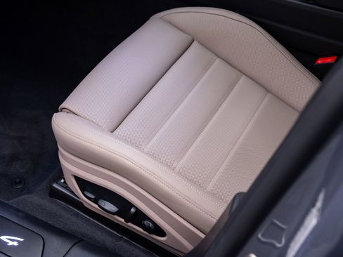 New 2026 Porsche Panamera 4 AWD/4WD image 16