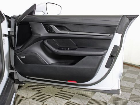 Used 2023 Porsche Taycan 4S image 37