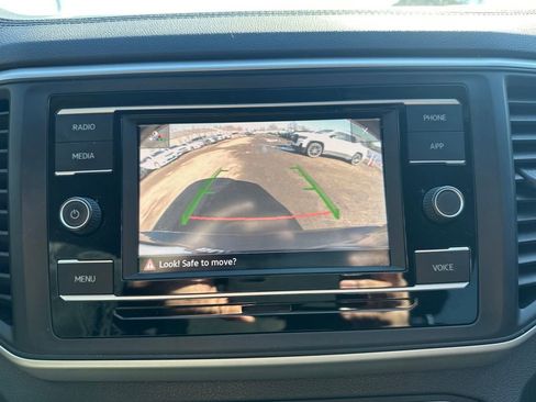 Used 2021 Volkswagen Atlas S image 16