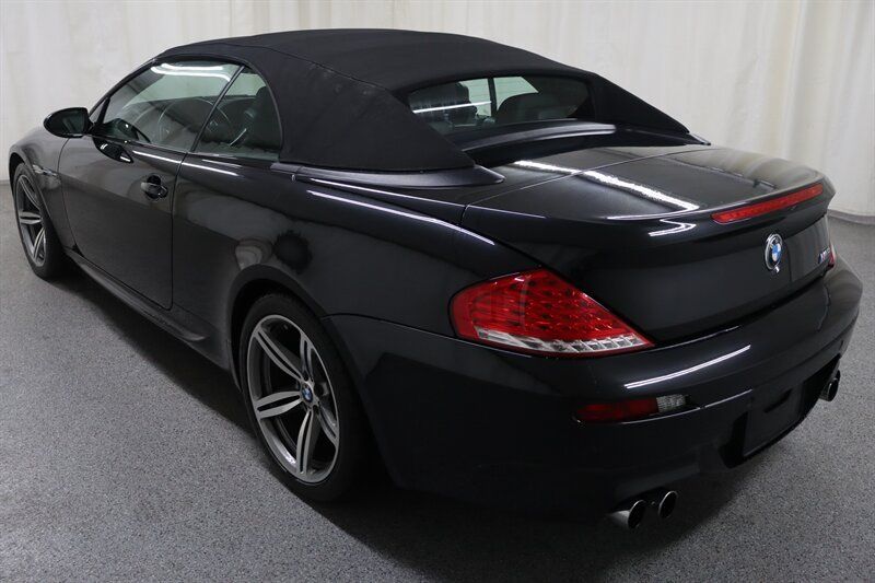 Used 2008 BMW M6 Convertible RWD image 4