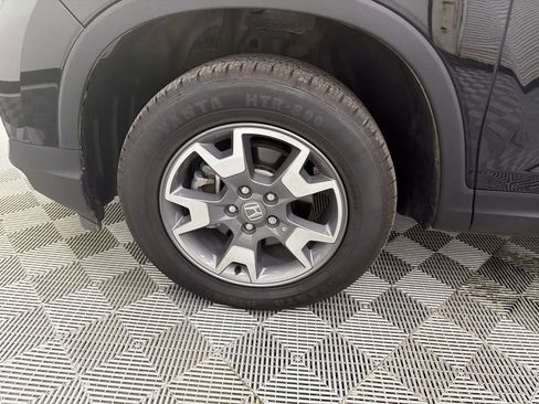 Used 2023 Honda Passport TrailSport image 13