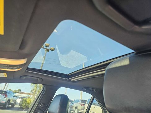 Used 2012 Mercedes-Benz C 250 Sport image 11