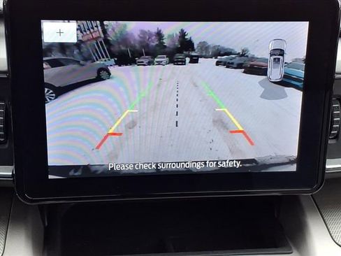 Used 2023 Ford Explorer XLT w/ Equipment Group 202A image 29