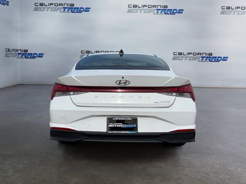 Used 2023 Hyundai Elantra Blue FWD image 6