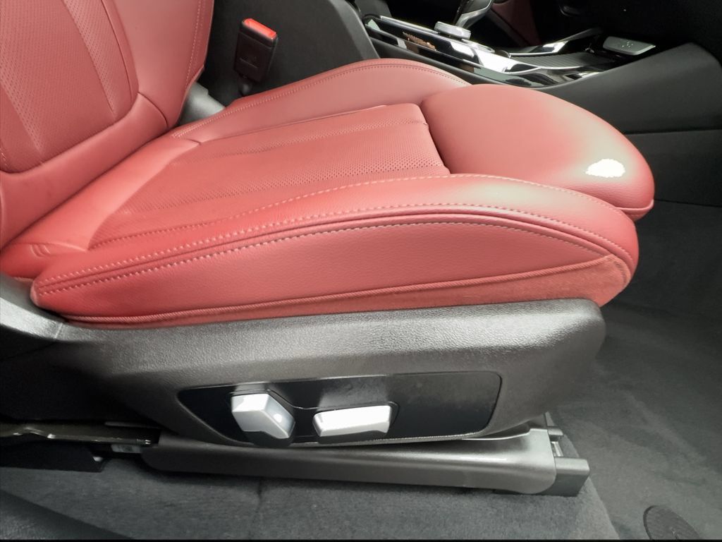 Used 2023 BMW X3 sDrive30i w/ M Sport Package RWD image 33