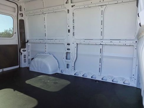 New 2026 RAM ProMaster 3500 w/ Quick Order Package 22G SLT image 25