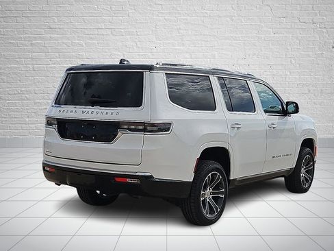 Used 2023 Jeep Grand Wagoneer 4WD image 4