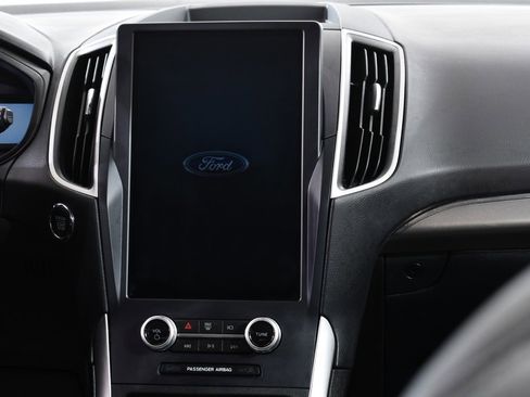 Used 2022 Ford Edge SEL w/ Convenience Package image 9