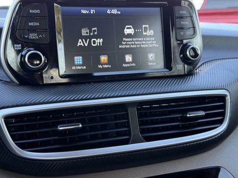 Used 2019 Hyundai Tucson Value FWD image 14