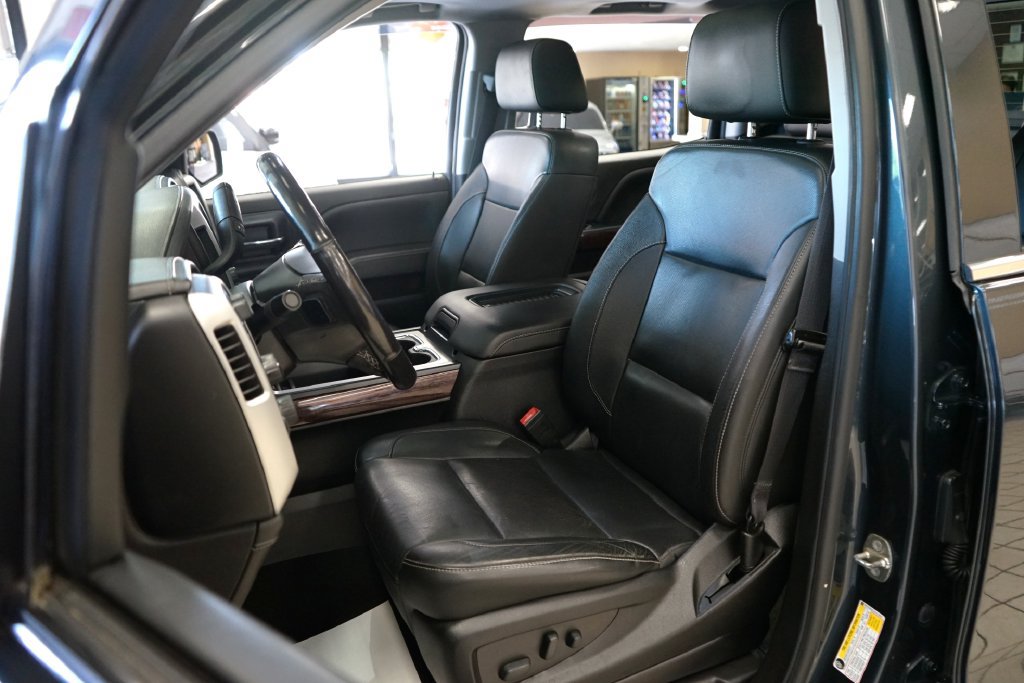 Used 2018 GMC Sierra 1500 SLT AWD/4WD image 2