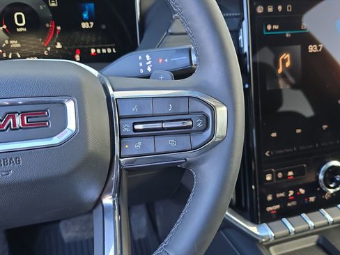 Used 2024 GMC Acadia Elevation w/ LPO, Floor Liner Package image 22