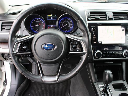 Used 2019 Subaru Outback 3.6R Limited image 12