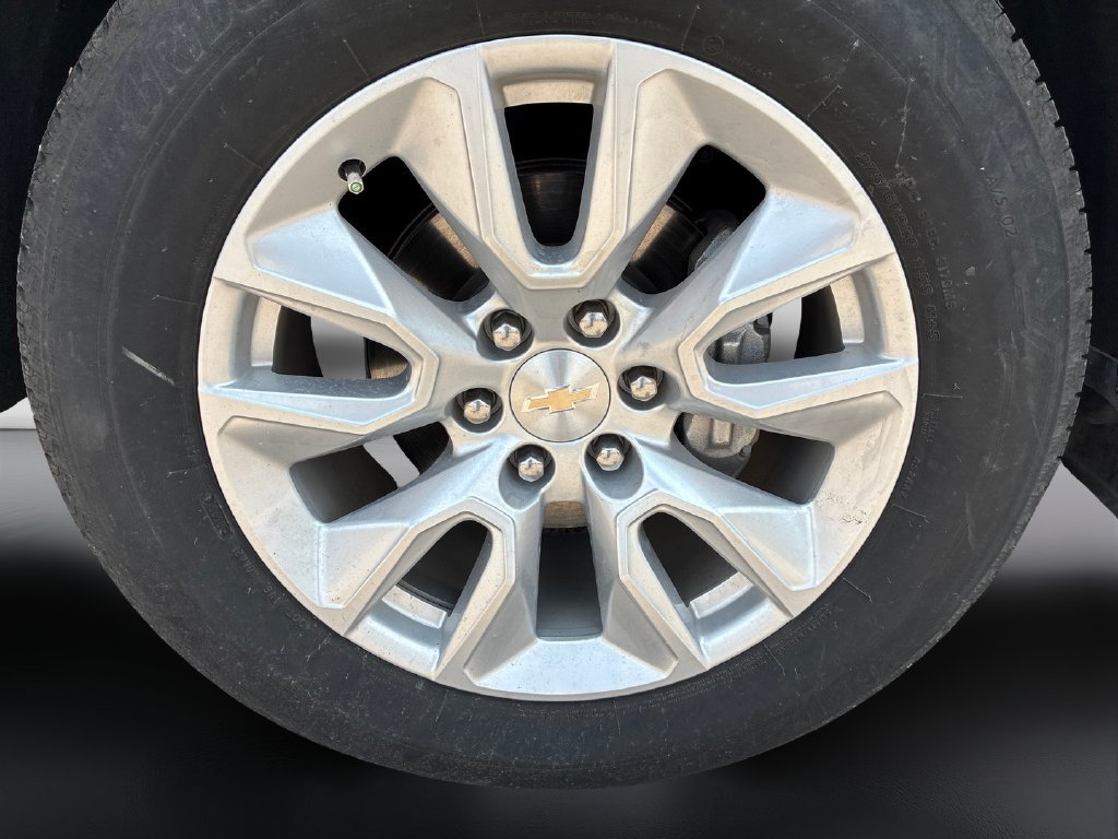 Used 2025 Chevrolet Silverado 1500 Custom RWD image 9