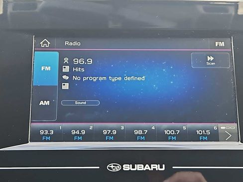 Used 2021 Subaru Crosstrek 2.0i image 12