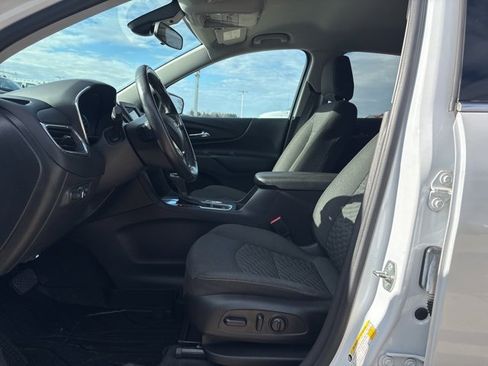 Used 2020 Chevrolet Equinox LT image 10