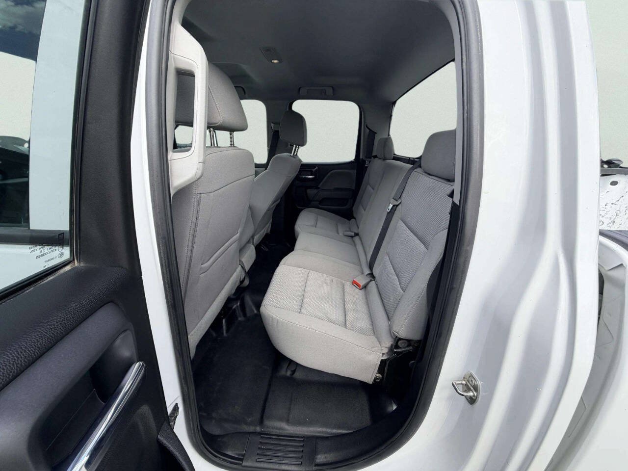 Used 2019 Chevrolet Silverado 2500 W/T AWD/4WD image 24