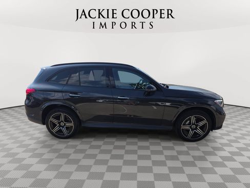 Certified 2026 Mercedes-Benz GLC 300 4MATIC image 4