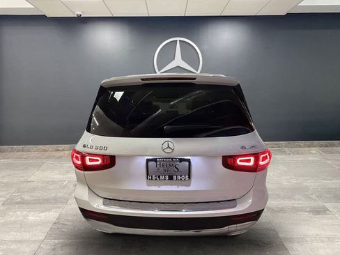 Certified 2023 Mercedes-Benz GLB 250 4MATIC image 5